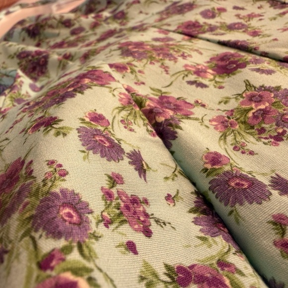 Zara Floral Mini Dress in Purple and White - Picture 4 of 12